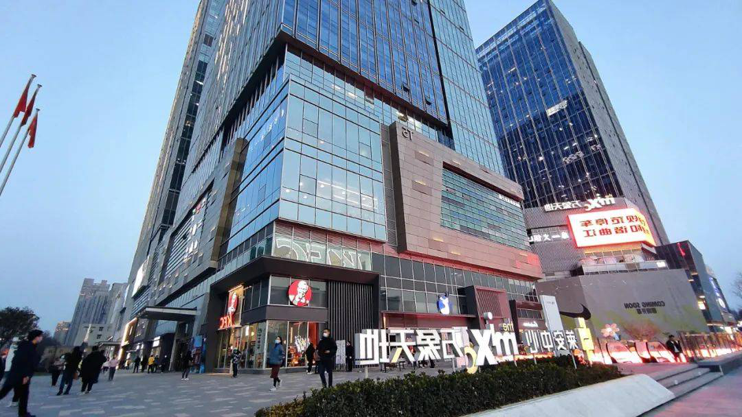 建筑幕墙安装要注意：亚克力幕墙伸缩缝是重